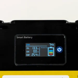 Литиевый аккумулятор тяговый LITOMAX LiFePO4 12V 100Ah 1280Wh c Bluetooth + small monitor IP65 фото монитора