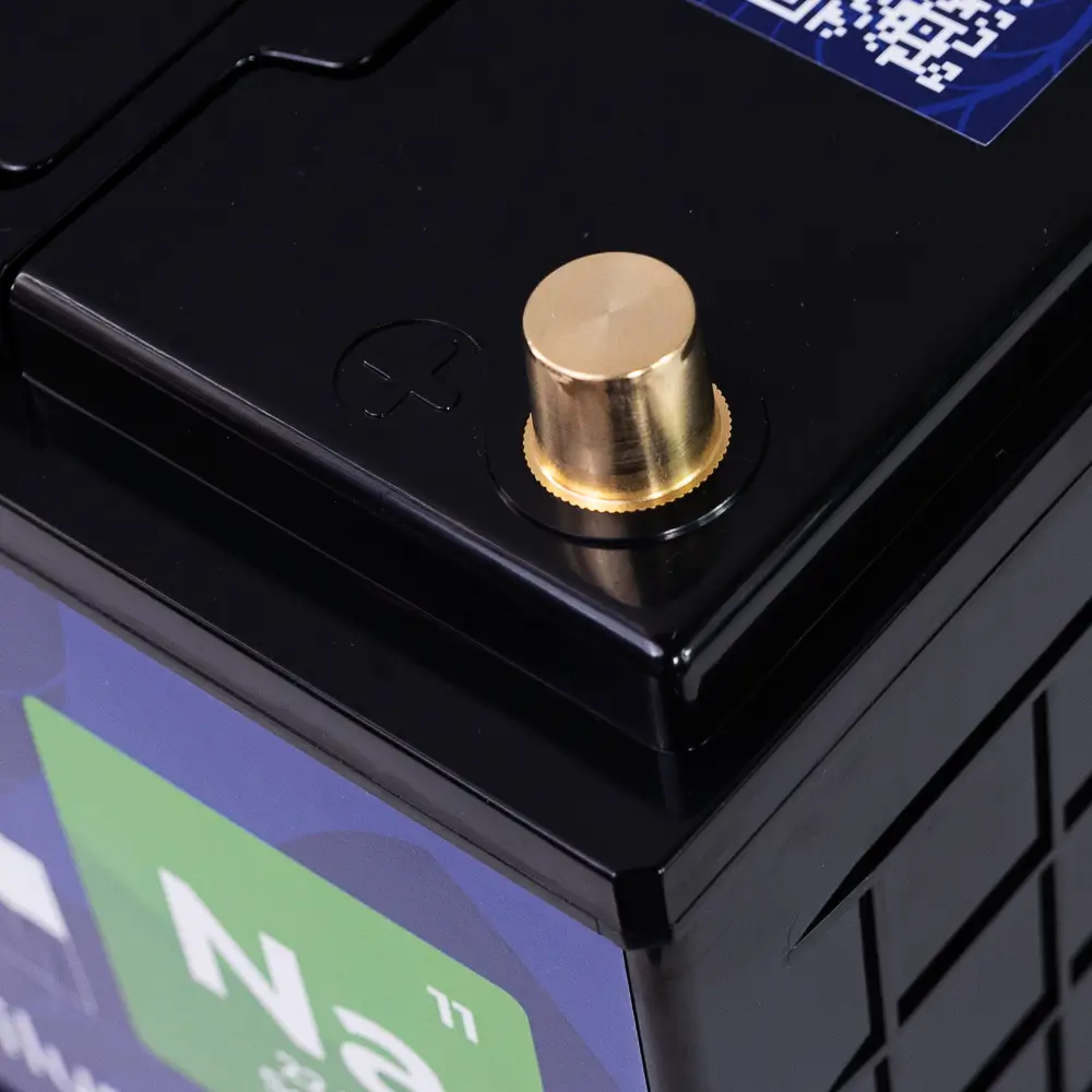 Натриевый стартово/тяговый аккумулятор LITJET Na+ 12V 105Ah 1302Wh 1900CCA 4 Натриевый стартово/тяговый аккумулятор LITJET Na+ 12V 105Ah 1302Wh 1900CCA фото клеммы