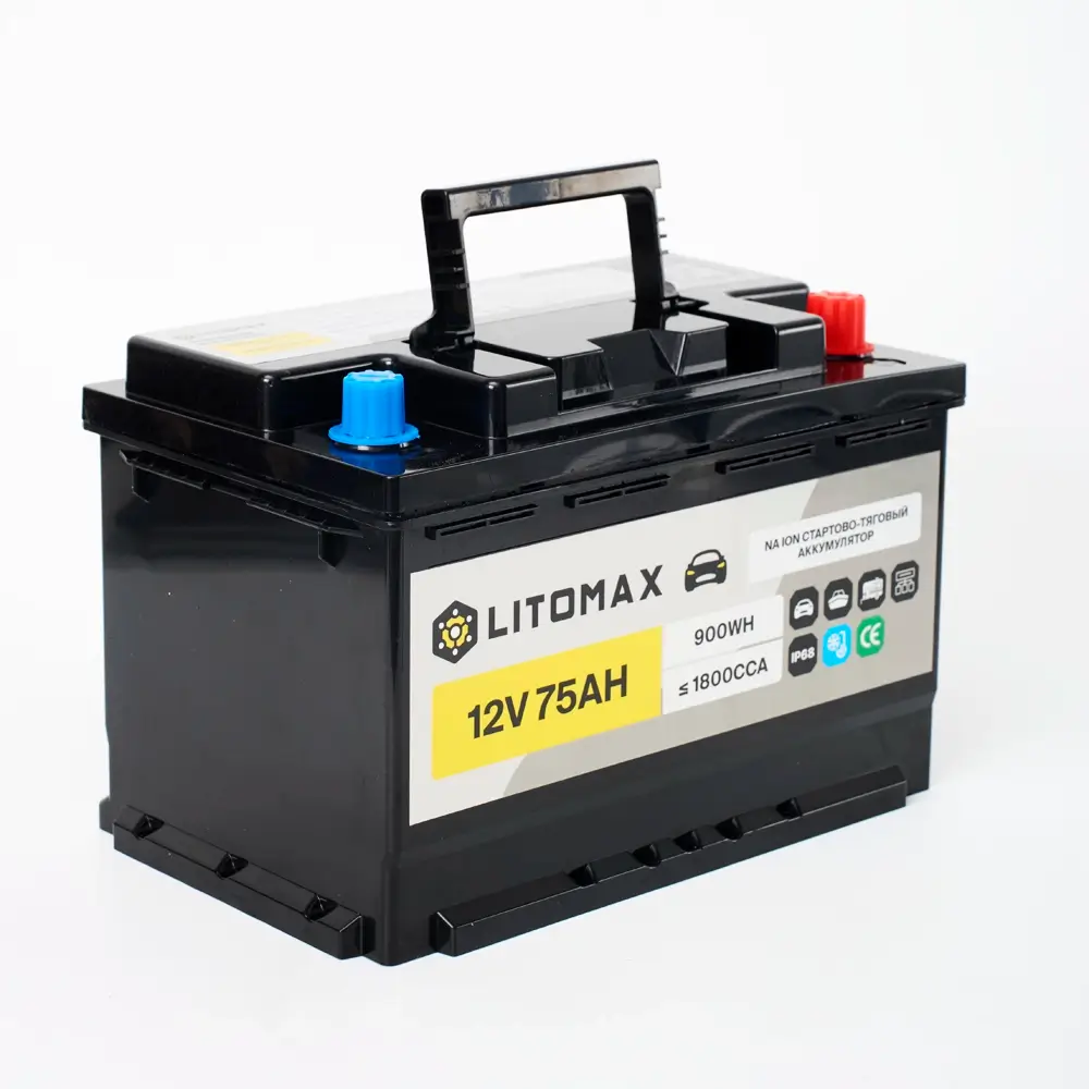 Натриевый стартово/тяговый аккумулятор LITOMAX Na+ 12V 75Ah 1800CCA IP68 4 Натриевый стартово/тяговый аккумулятор LITOMAX Na+ 12V 75Ah 1800CCA с ручкой вид сбоку